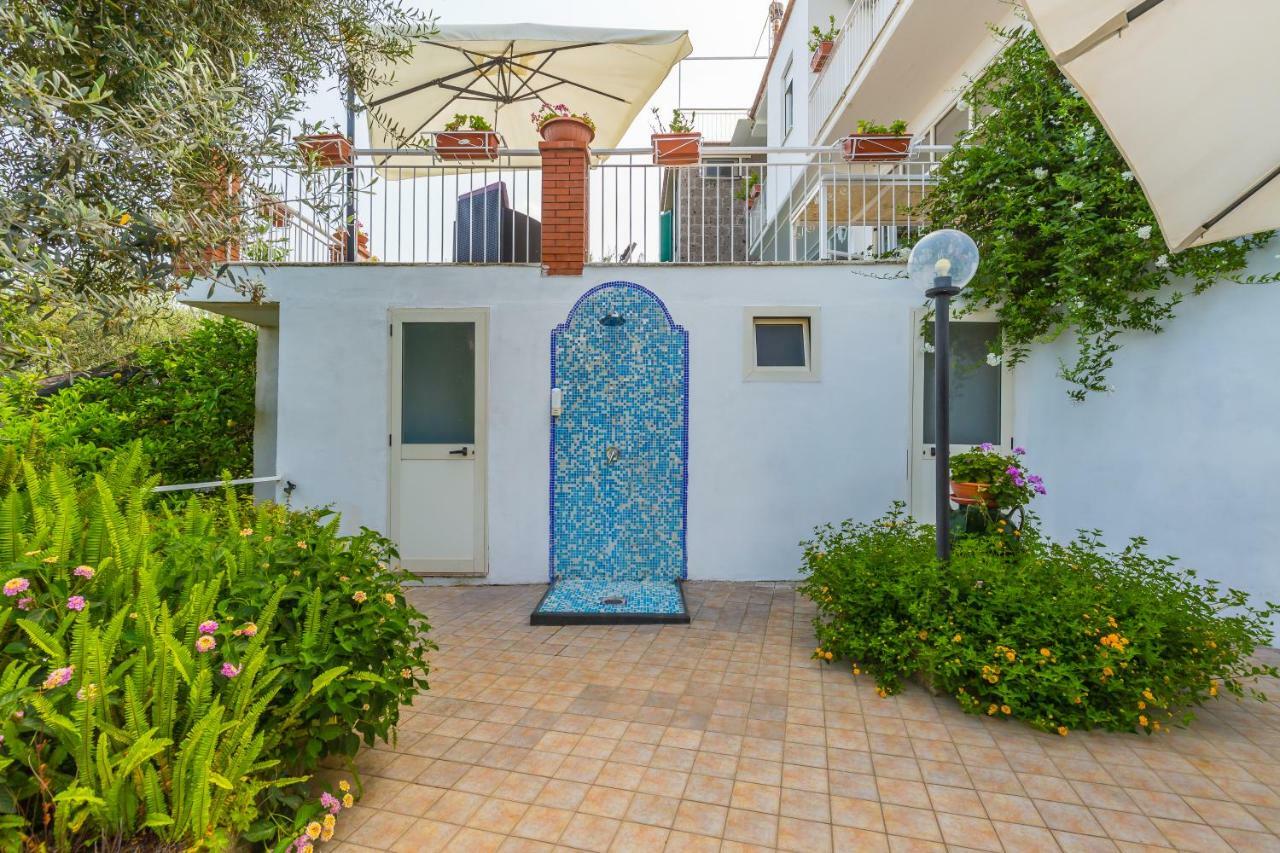 Villa Sorrento Flats Extérieur photo