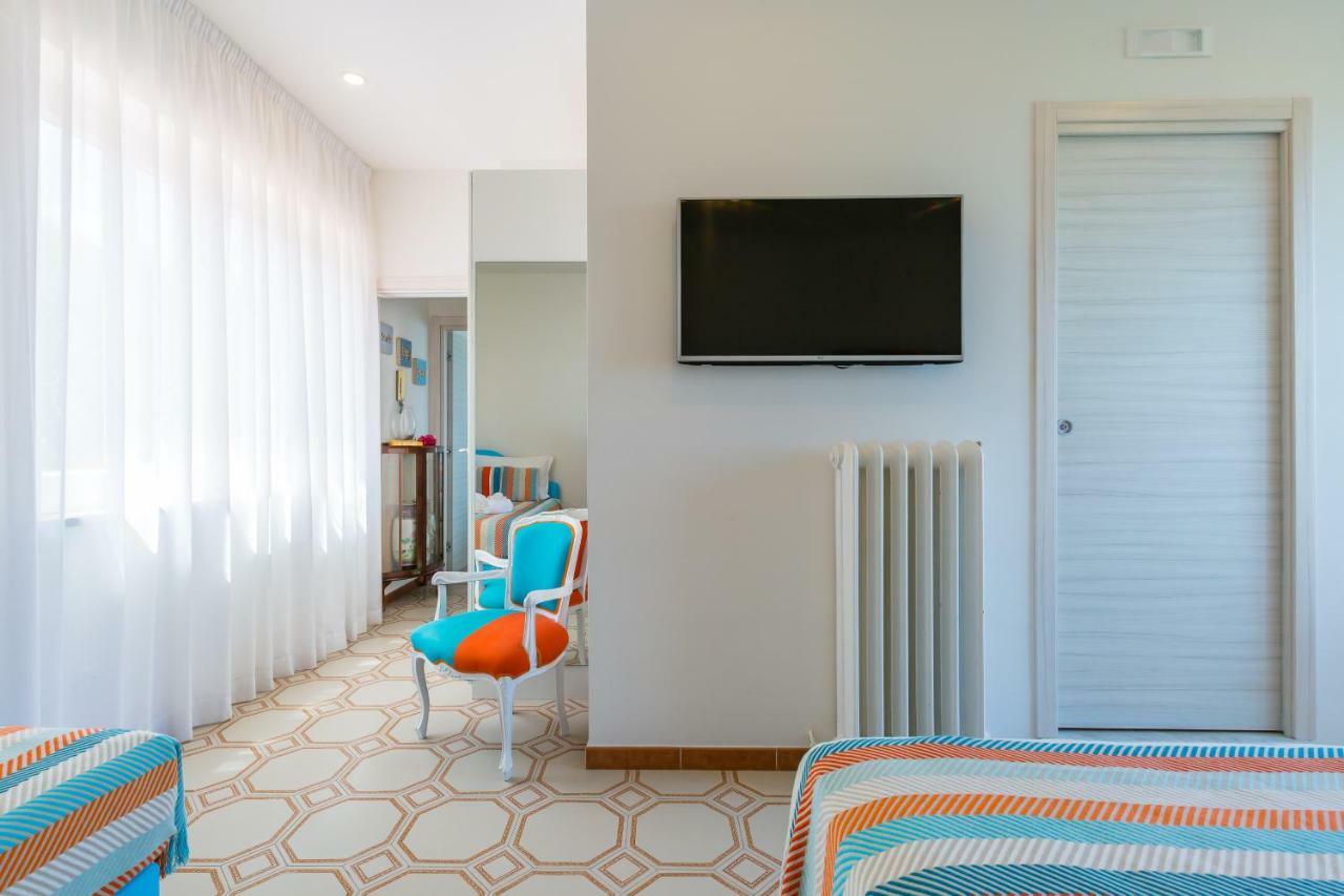 Villa Sorrento Flats Extérieur photo