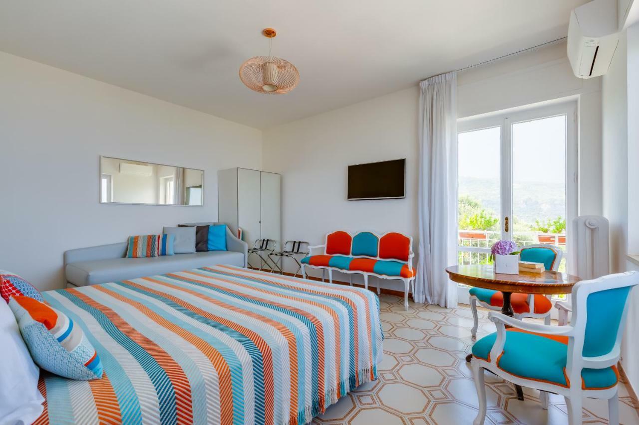 Villa Sorrento Flats Extérieur photo