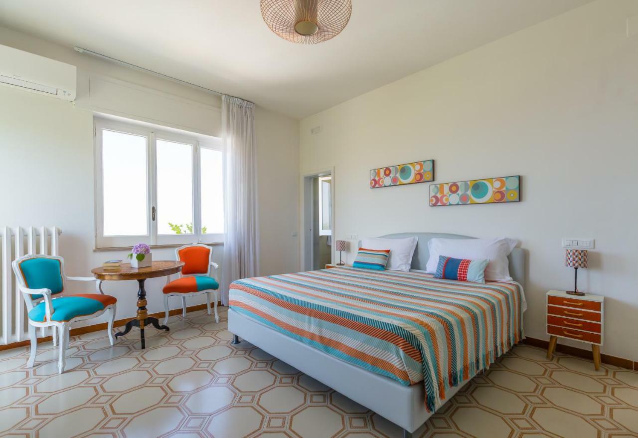 Villa Sorrento Flats Extérieur photo