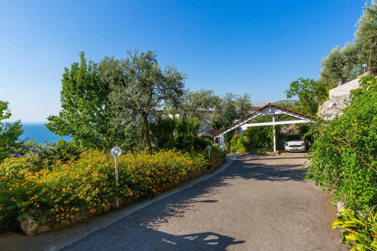 Villa Sorrento Flats Extérieur photo